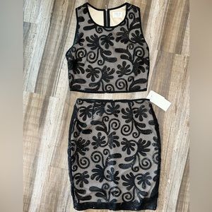 Black & Nude sequin 2 pc